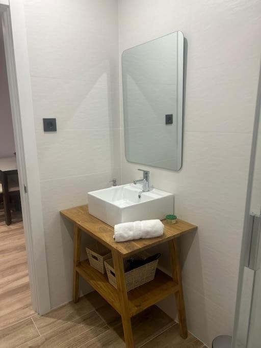Coqueto Apartamento Cerca Del Casco Viejo Con Garaje Gratis Bilbao Exterior photo